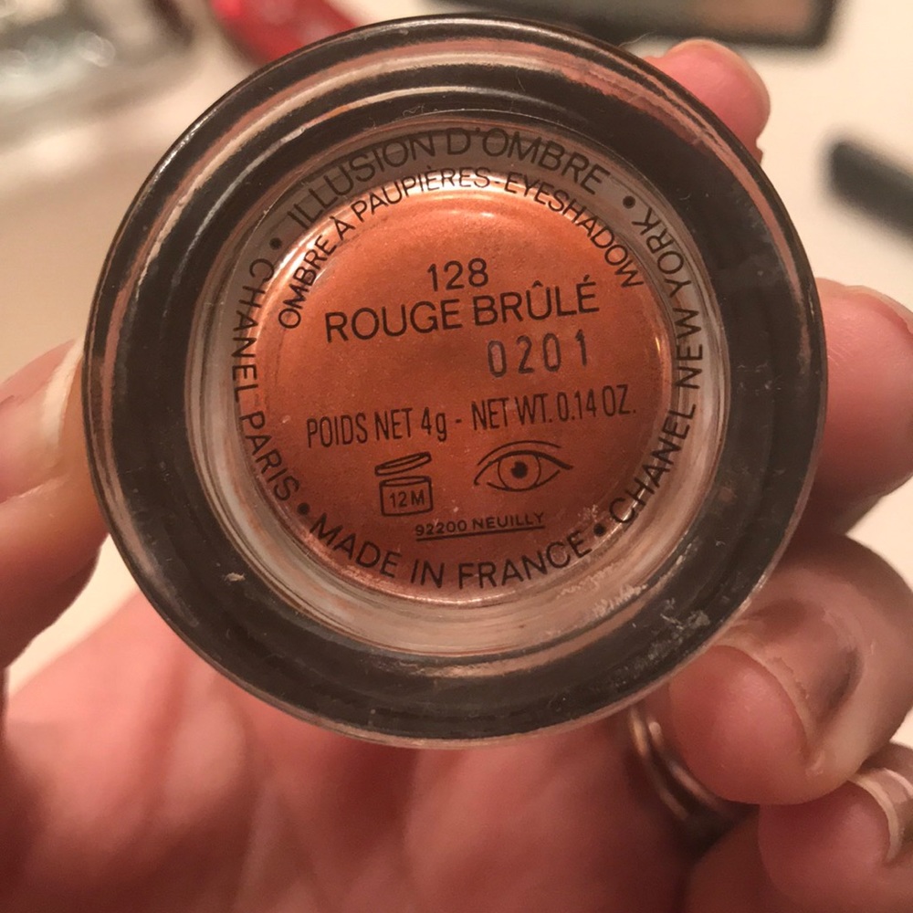 Chanel illusion d’ ombré in rouge brûlée.